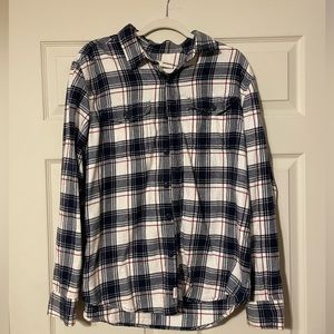 Men’s size Large blue/white/maroon flannel from American Eagle